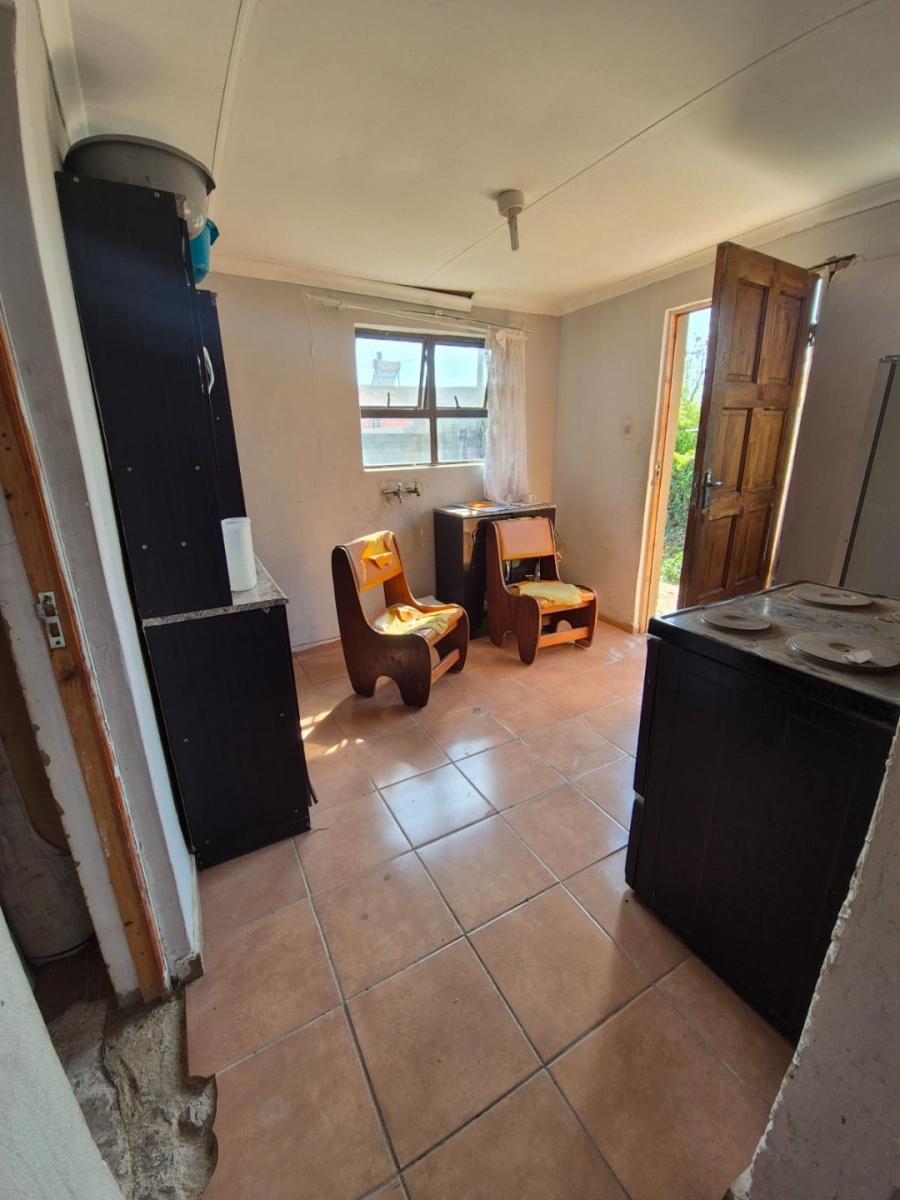 2 Bedroom Property for Sale in Kwazakhele Eastern Cape